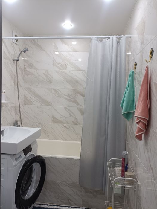 Люкс  район площади