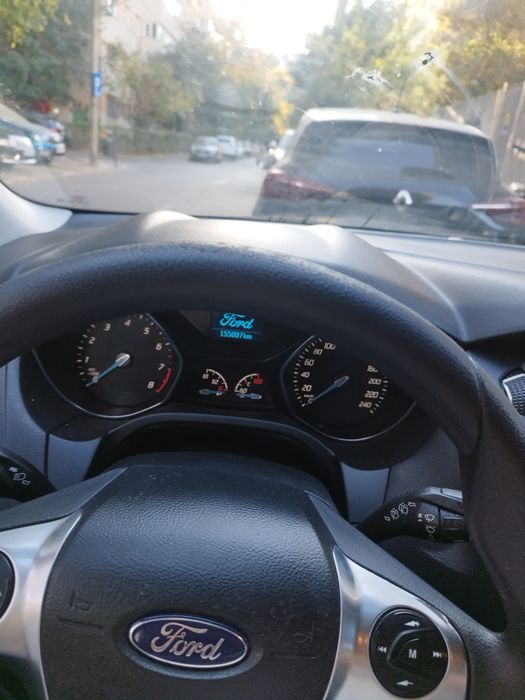 FORD Focus 2014 — imagine 4