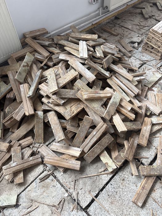 Deseu parchet pentru foc aproximativ 4 mc