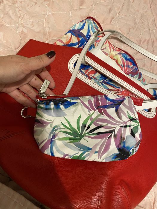 Продаеться  кожанная итальянкая сумка