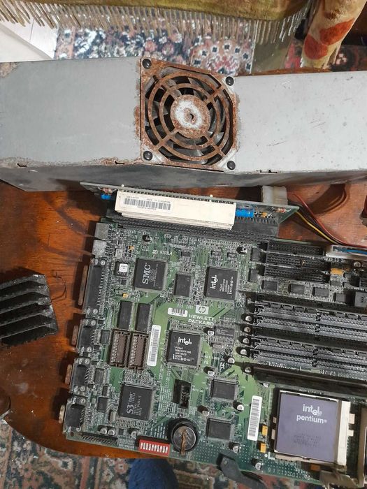 Продавам процесор intel pentium 166mgz