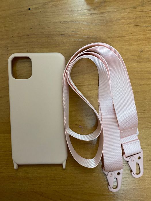 Продам новый чехол на Айфон 11 про
