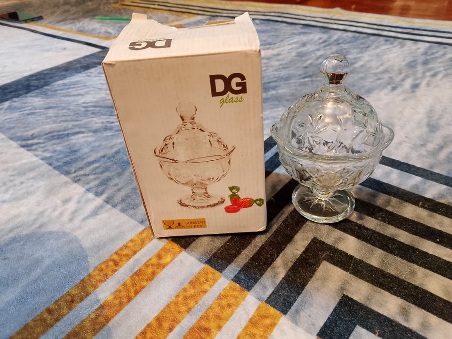 Кастрюля и посуда