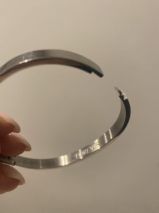 Дамска гривна Guess