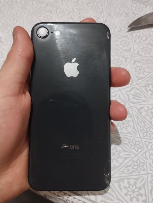 Айфон 8 сатылады