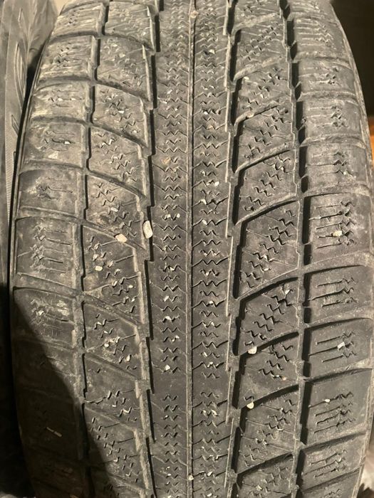 Продам авто Шины