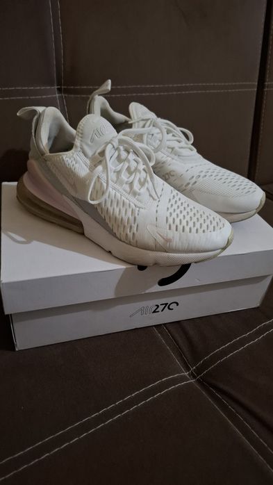 Дамски маратонки Nike