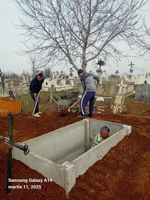 Cavou din placi de beton