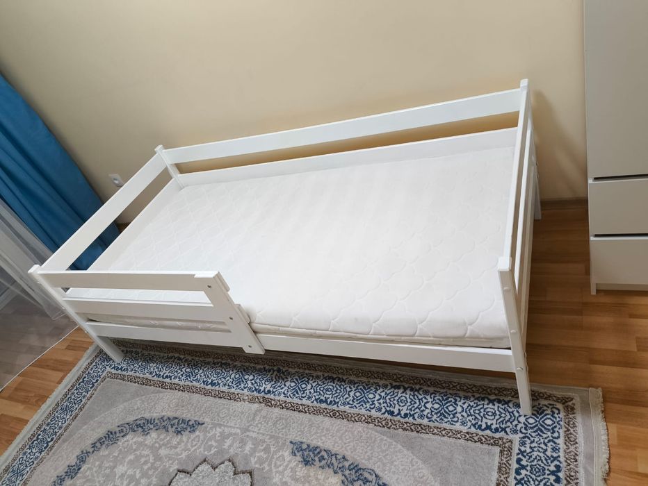 Продам детскую мебель