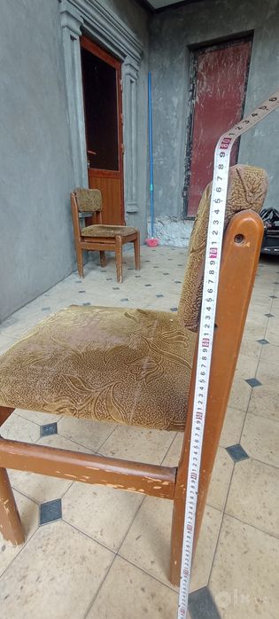 Стул сотилади 6 дона