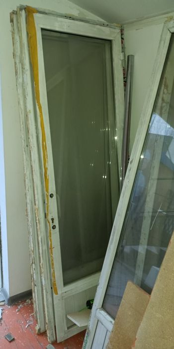 ( Бу ) Есік терезе сатылады