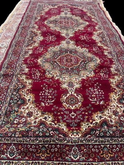 Продаётся ковер высокого качества (Турция)