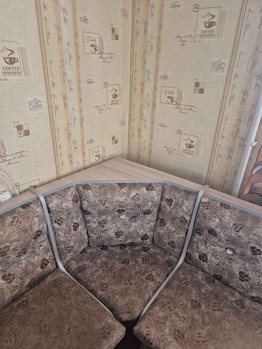 Продам диван на кухню