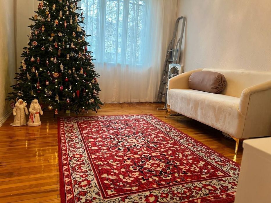 Ц-1  3-4/2/4 Посольство Англии .80 кв.м