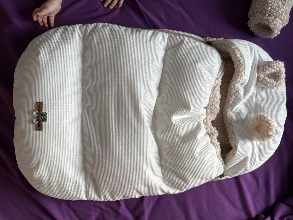 Продам конверт на выписку