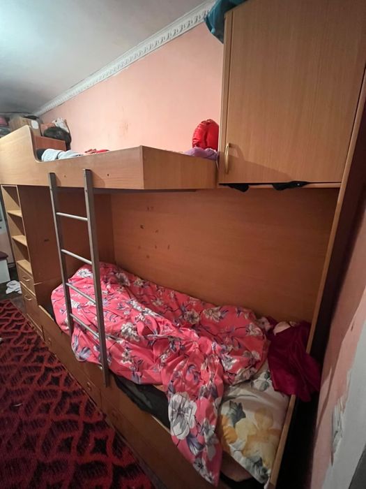 2этажныи диван сатылады келісім бар