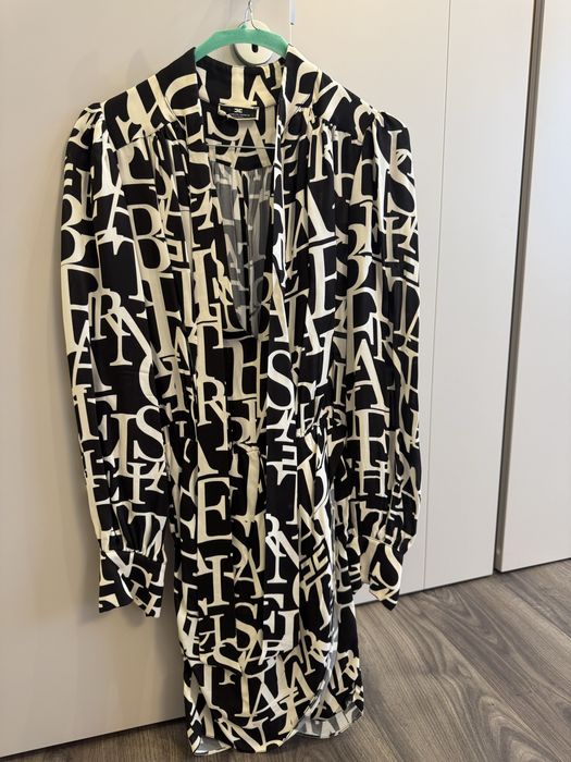 Рокля Elisabetta Franchi