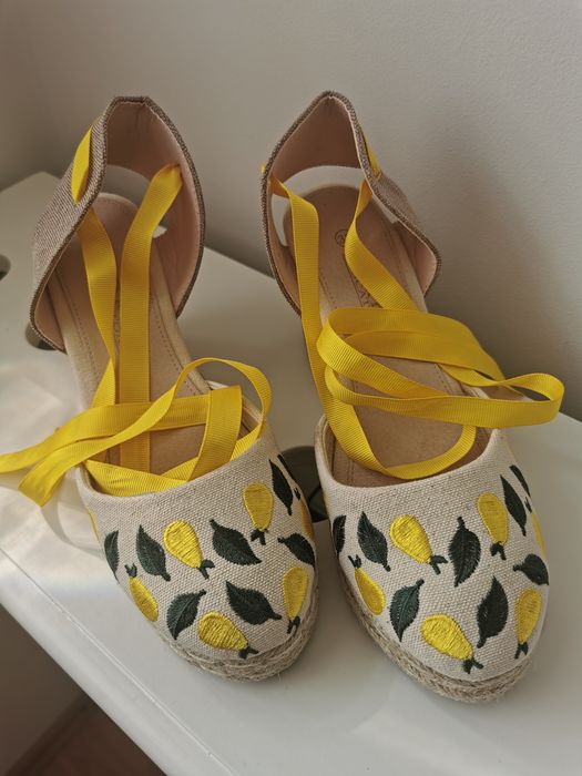 Sandale noi model lamai