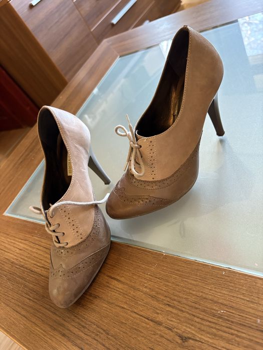 Затворени токчета 39