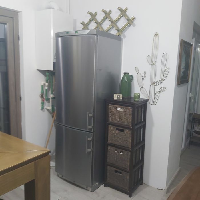 Vand frigider in stare f buna