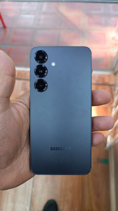Samsung S25 12/128gb