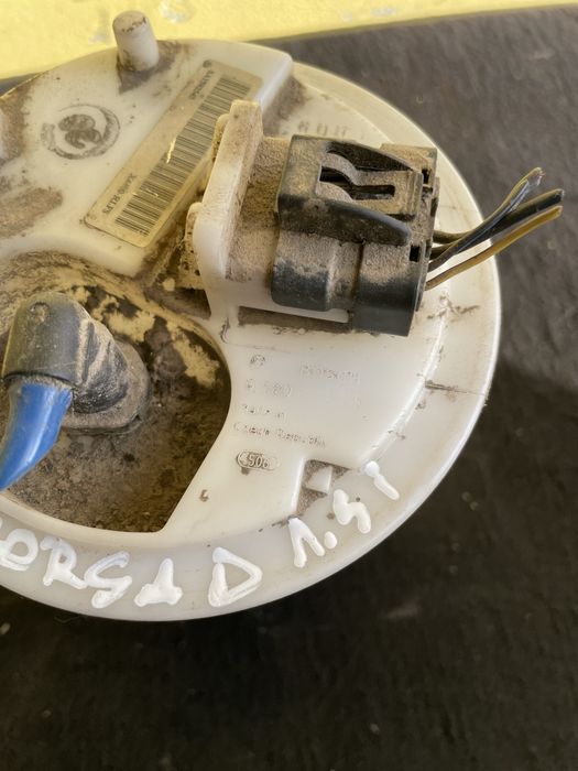 Pompa Benzina Rezervor Opel Corsa D 1.4i Pret 300 lei