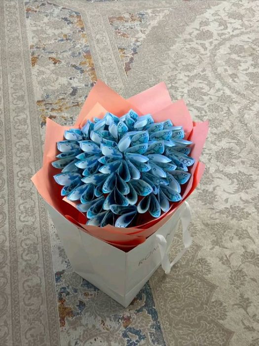 Денежные букеты на любую сумму