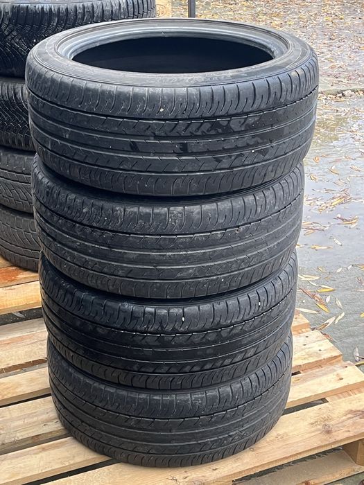 Dunlop sportmaxx 235/45R18 летни