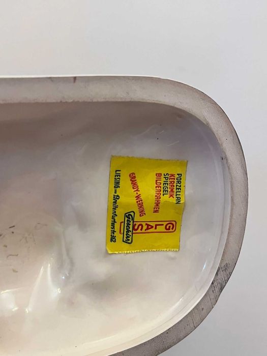 Statueta bibelou bibelouri portelan vechi SPIEGEL Germania