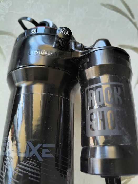 Rockshox super deluxe 230х65