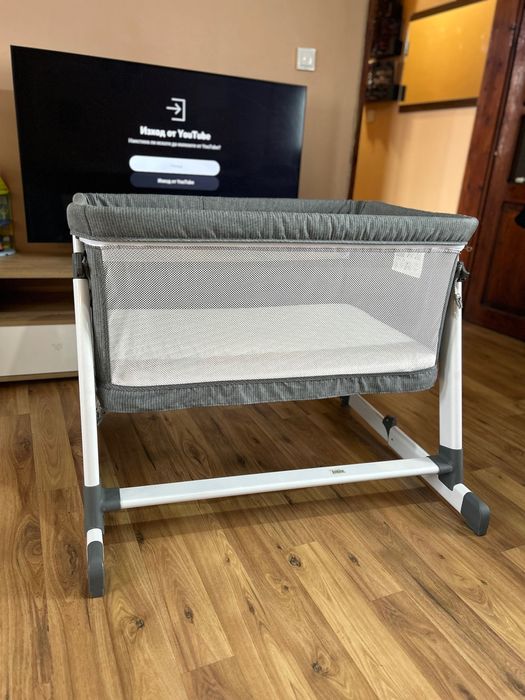 Бебешка кошара next to me