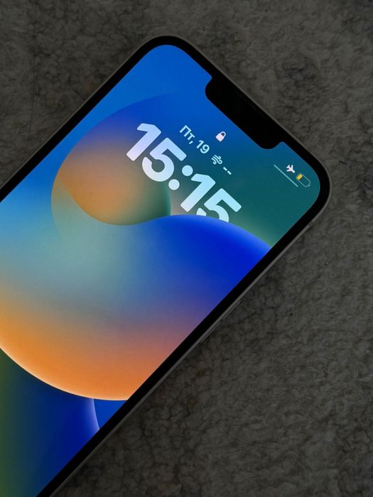Продам iphone 13