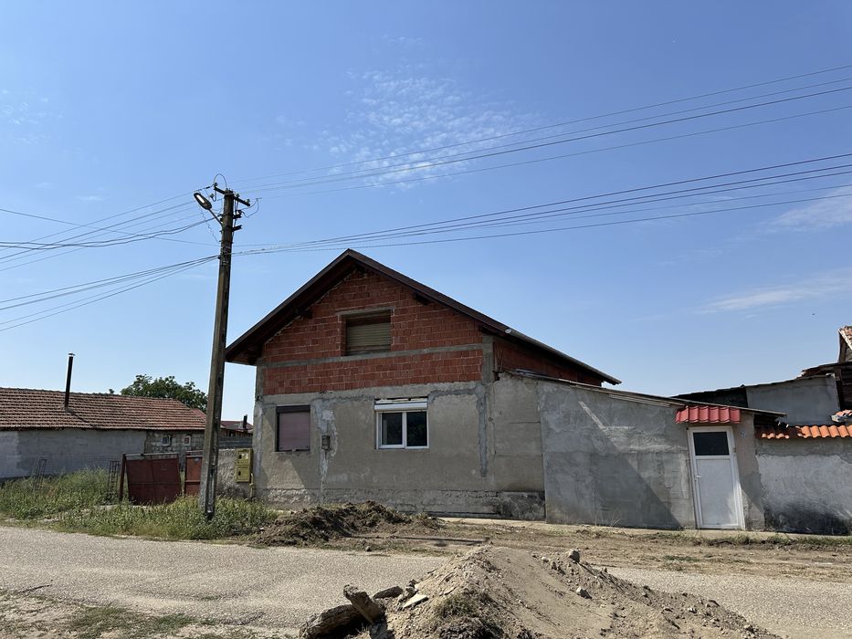 Casă de vânzare