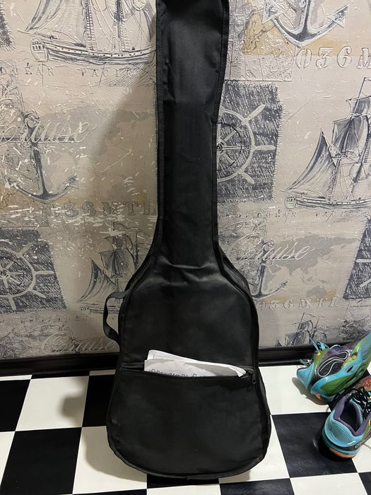 Акустическая гитара чехол в подарок