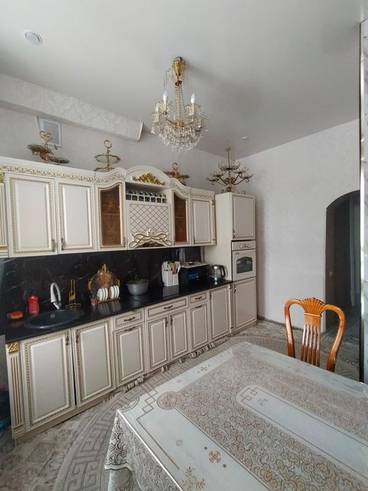Продам трёхкомнатную квартиру
