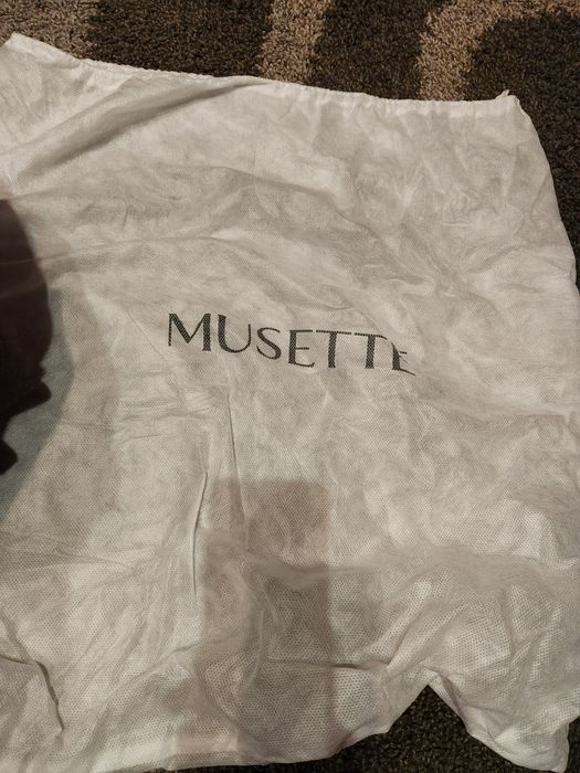 Продавам чанта Musette