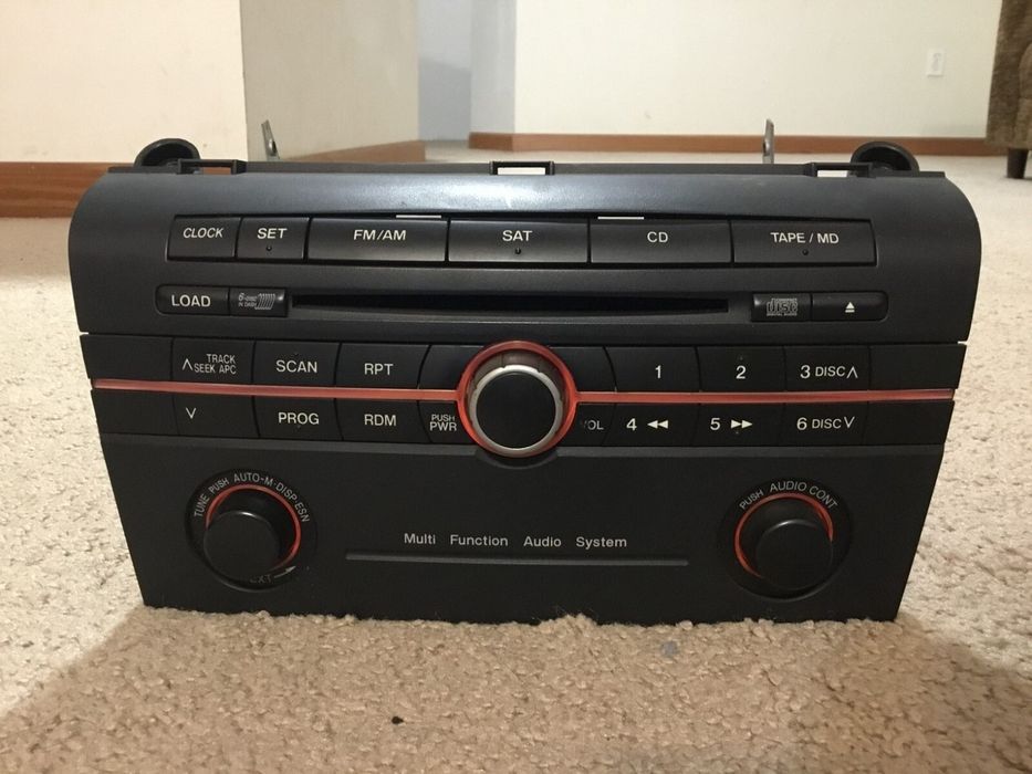 Радио sd за Мазда 3 без забележки отлично