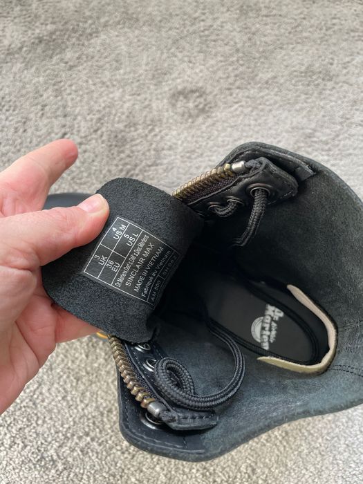 Bocanci dr martens