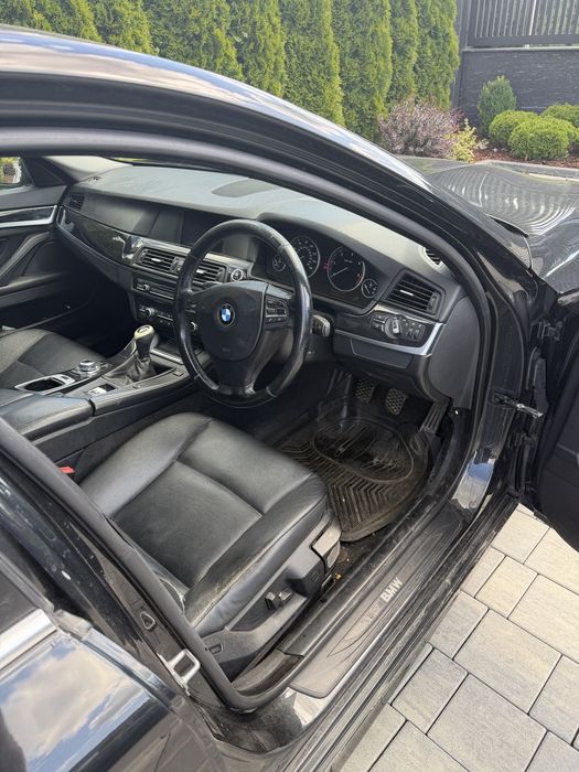 Vand Bmw 520 D pentru Dezmembrare