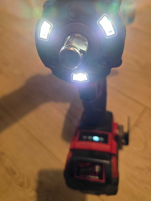 Гайковерт Milwaukee M11 FIW2F 12