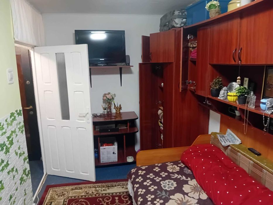 Garsoniera Piata Maratei 24mp parter mobilata  termopan termoizolata