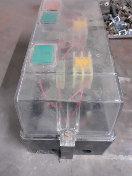 Продам пускатель с кнопками