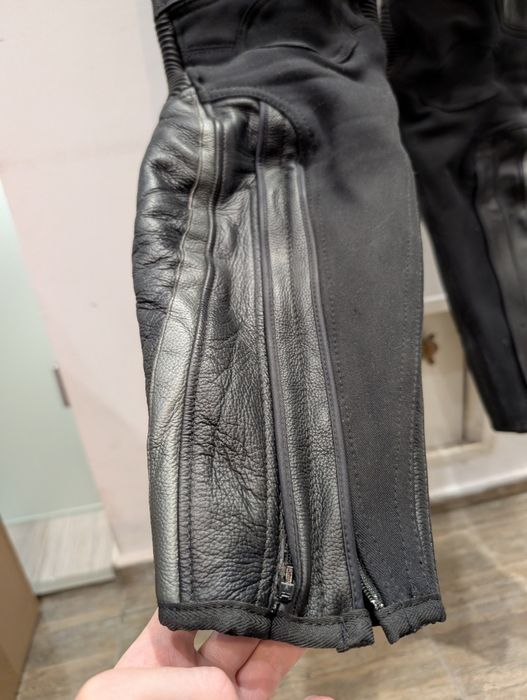 Combinezon Costum moto piele Dainese Avro D1, marime: 48