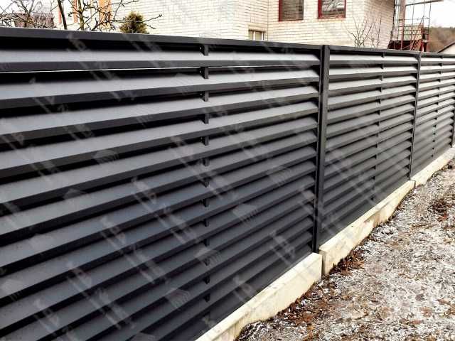 Забор жалюзи горизонтальный
