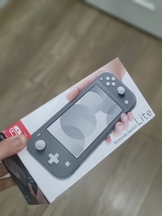 Nintendo switch lite полностью новый