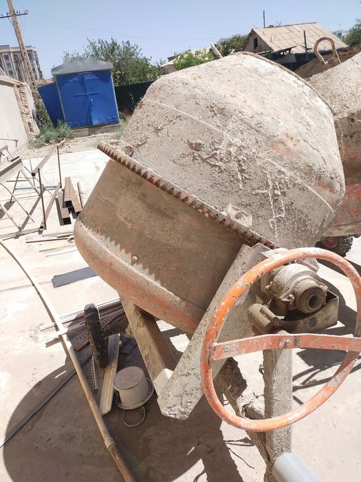 Бетона мишалка  сотилади.