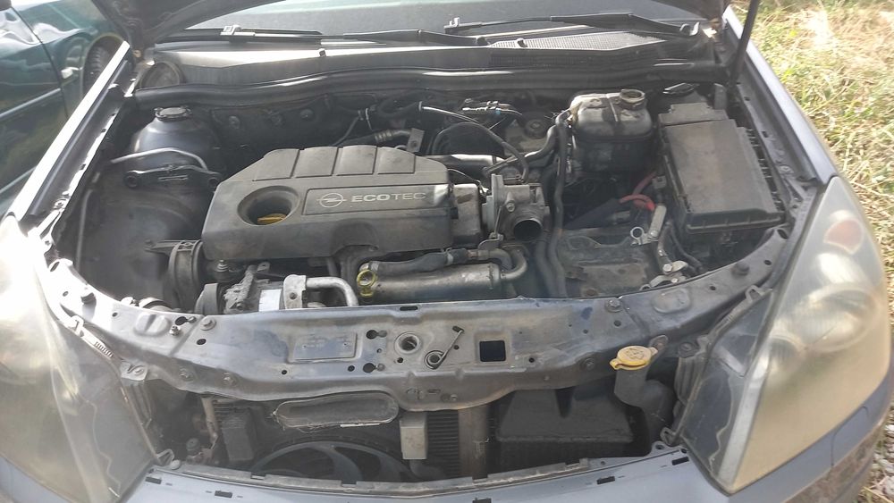 Опел Астра H 1.7 НА ЧАСТИ