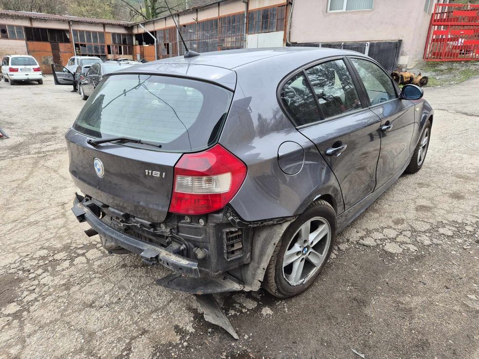 BMW E87 118i 129кс N46 ръчка НА ЧАСТИ!