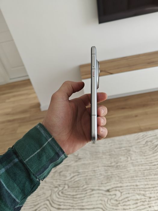 Honor magic 7 pro silver