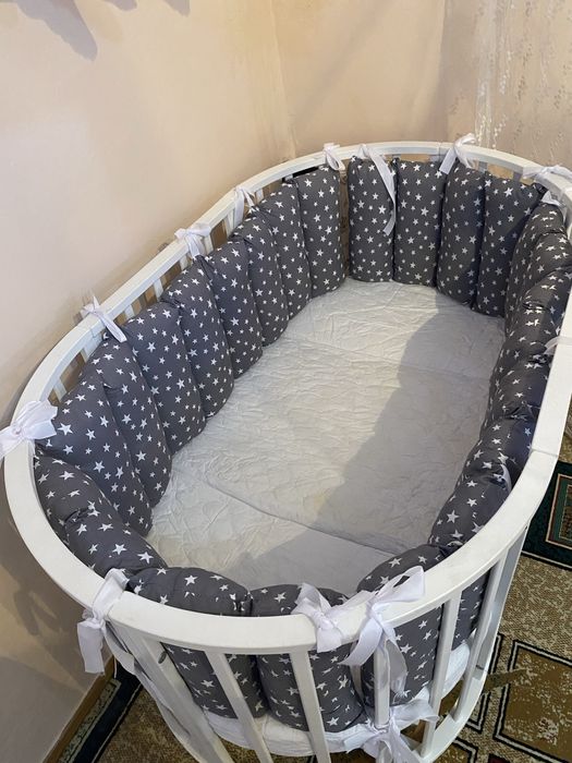 Манеж бортиктармен